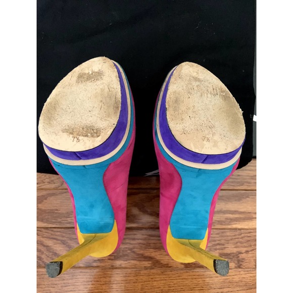 Brian Atwood Fontanne Multicolor Suede Platform Pumps - Picture 10 of 13